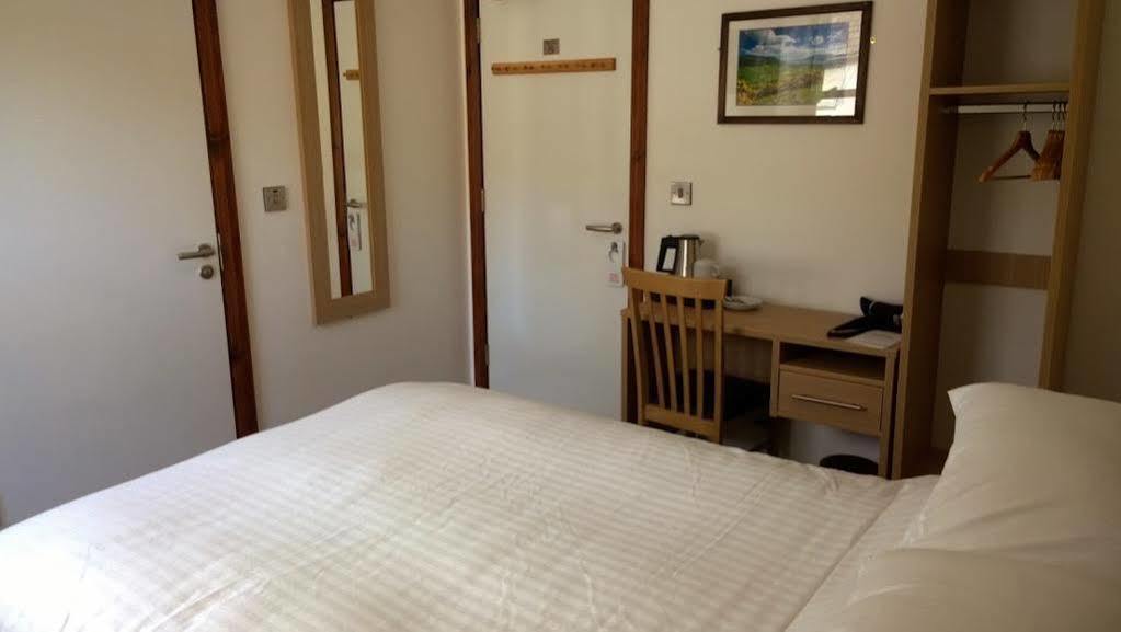 The Rostrevor Inn Ngoại thất bức ảnh